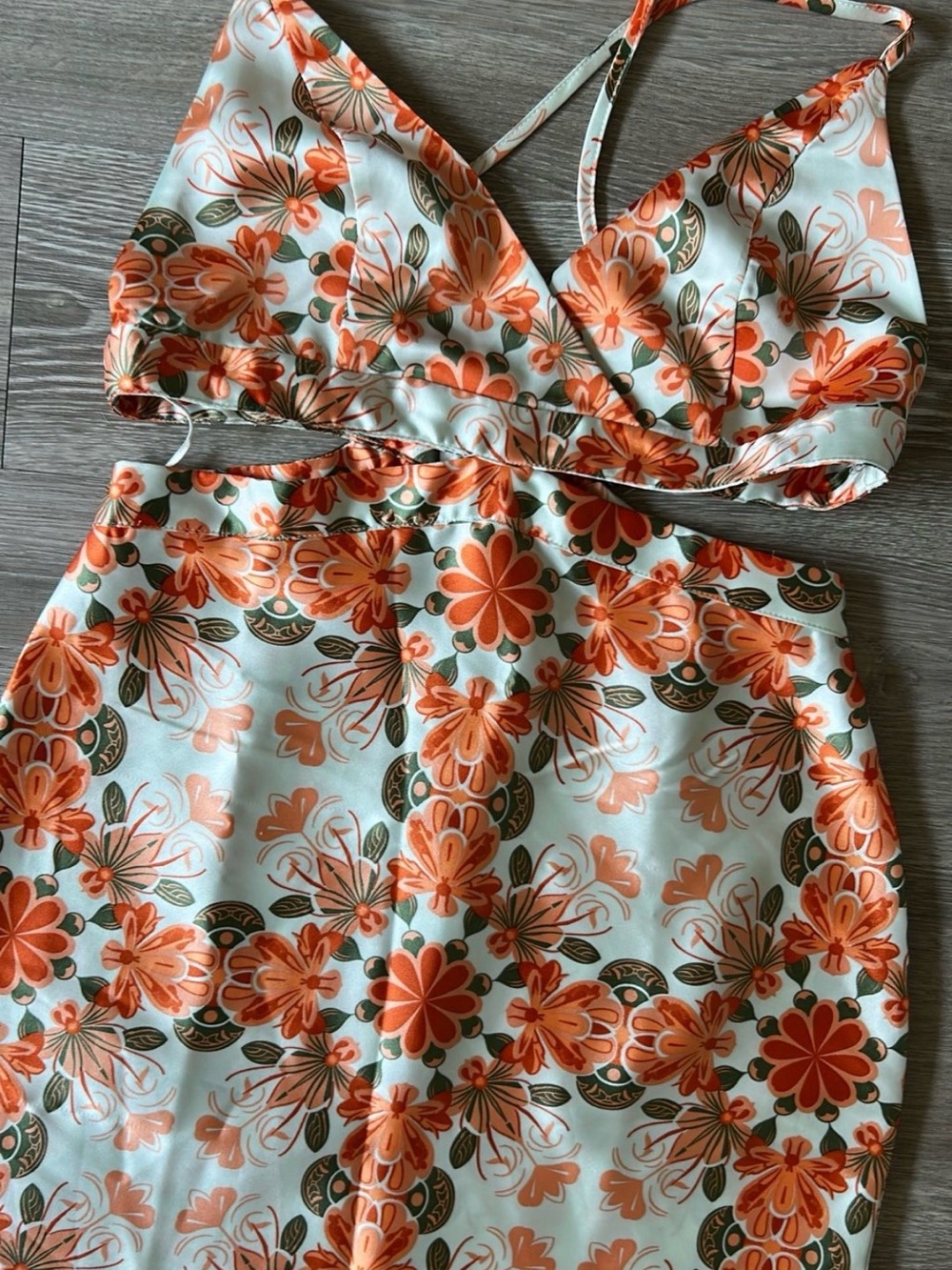 House of Harlow 1960 Orange and Seafoam Floral Crop Top